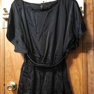 Sz 24/26 apostrophe woman black belted top plus